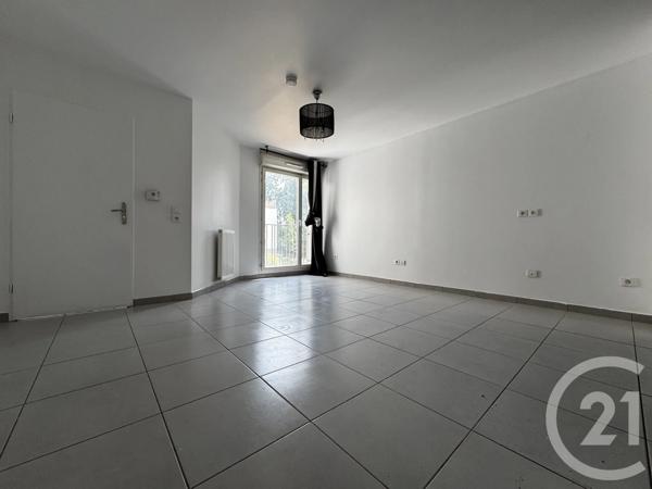 Appartement F2 à vendre  2 pièces - 40 m 2   SARCELLES  - 95
