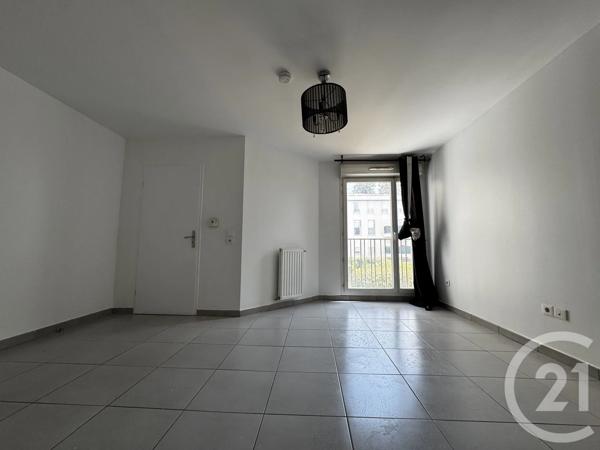 Appartement F2 à vendre  2 pièces - 40 m 2   SARCELLES  - 95