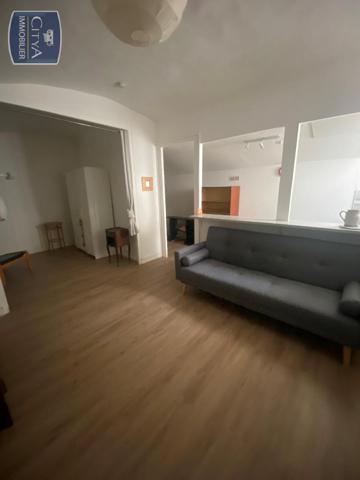Appartement à louer 1 pièce 40.56m²