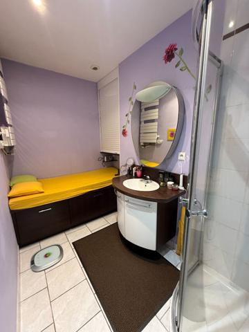 APPARTEMENT 3 CHAMBRES AVEC CAVES