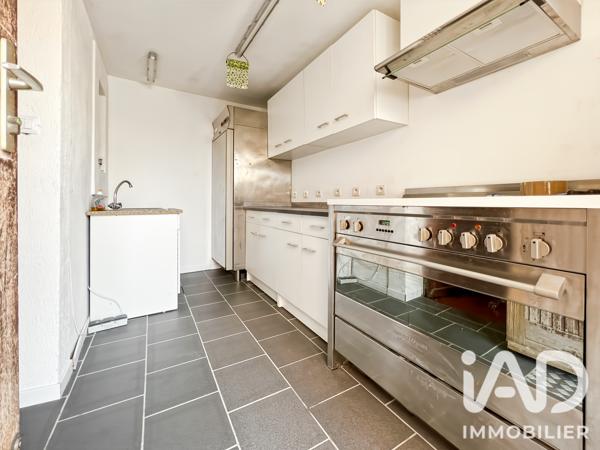 Maison à vendre 8 pièces 211 m² Saint-Martin-de-Crau