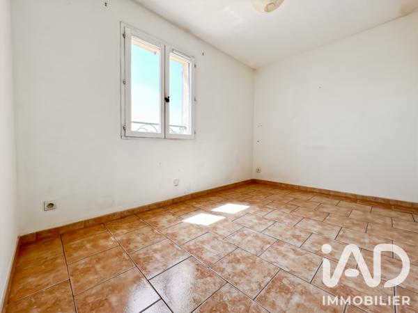 Maison à vendre 8 pièces 211 m² Saint-Martin-de-Crau
