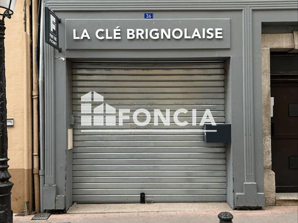 Location Local commercial 2 pièces 59.11 m² - 18 RUE DE LA REPUBLIQUE Brignoles 83170