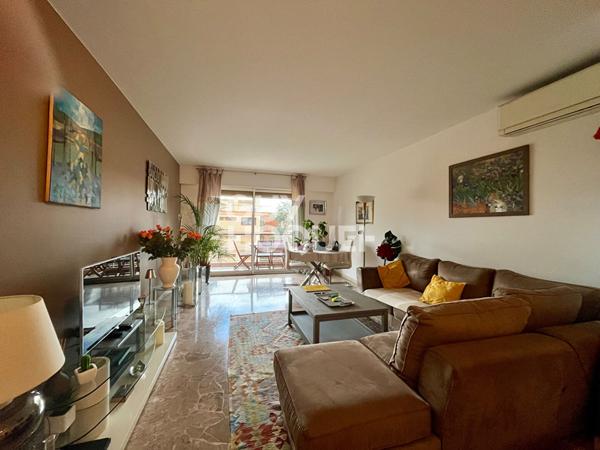 À vendre : Appartement 3 pièces et grande terrasse à Sainte Maxime