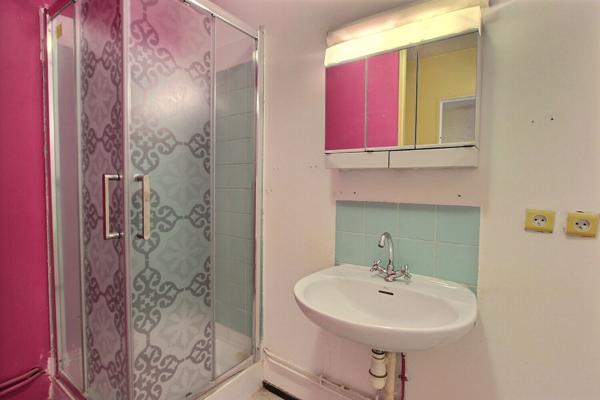 Appartement Gennevilliers - 1 pièces + jardin - 32.01 m2