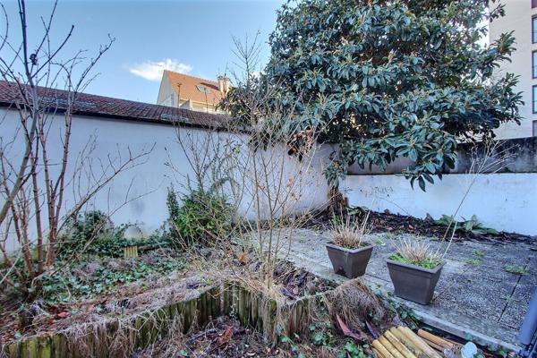Appartement Gennevilliers - 1 pièces + jardin - 32.01 m2