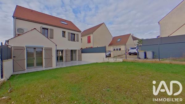 Maison à vendre 7 pièces 148 m² Savigny-le-Temple