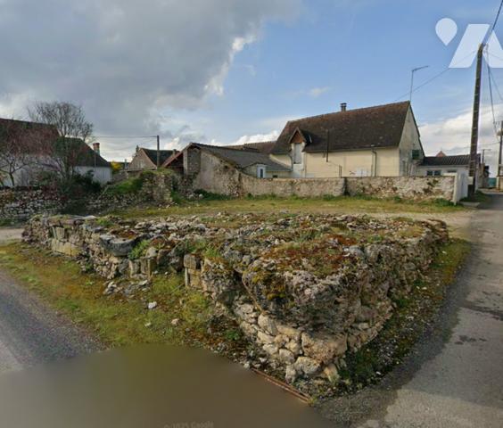 Terrain non constructible proche du centre bourg de Crémillé.