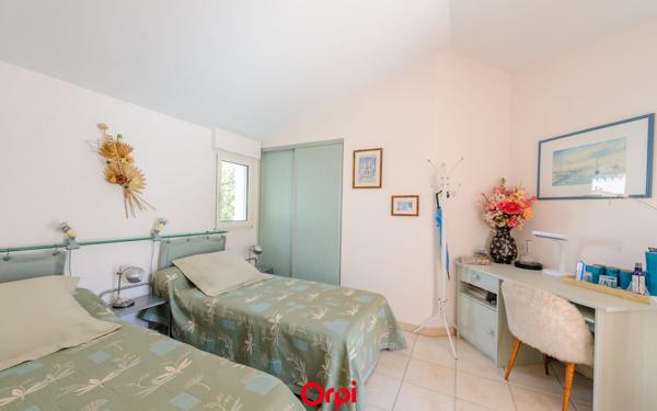 Maison à vendre    6 pièces •  Nieul-sur-Mer