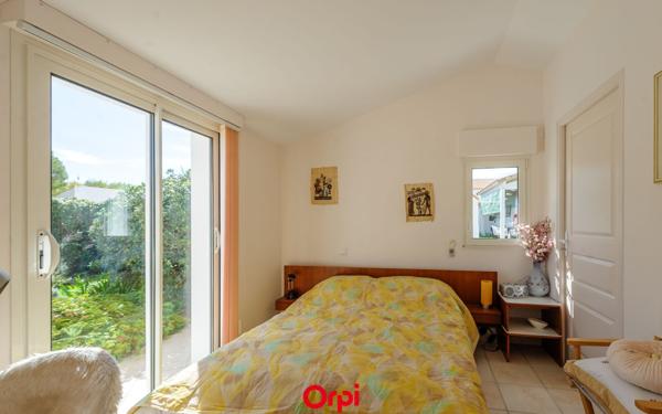 Maison à vendre    6 pièces •  Nieul-sur-Mer