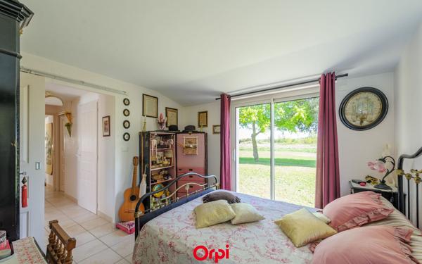 Maison à vendre    6 pièces •  Nieul-sur-Mer