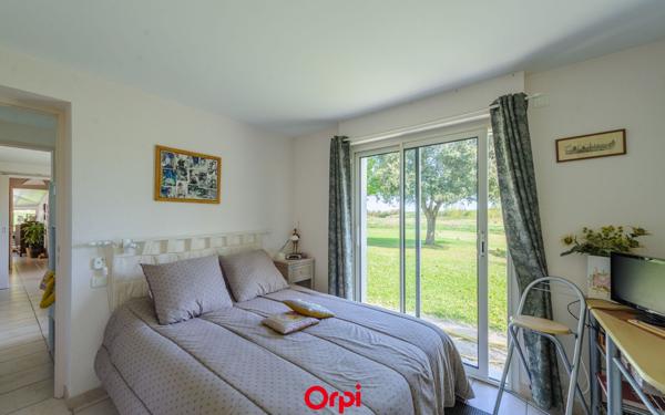 Maison à vendre    6 pièces •  Nieul-sur-Mer