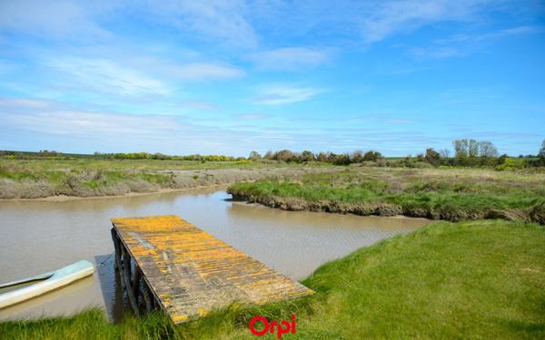 Maison à vendre    6 pièces •  Nieul-sur-Mer