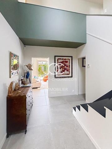 VANNES Maison 8 pièces 165 m²