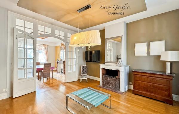 Maison Semi Bourgeoise avec cachet et beaux volumes + 170 m² hab Houplines Bourg