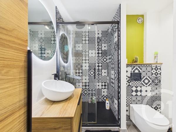 Appartement T4 à vendre  4 pièces - 65,38 m 2   VILLENAVE D ORNON  - 33