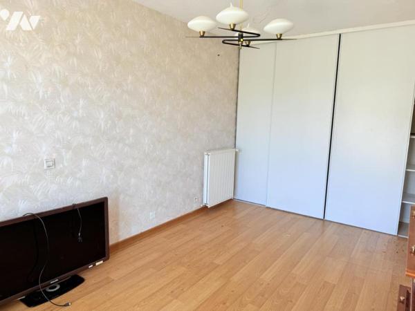 A VENDRE 56 VANNES BERNUS APPT T4  87m² Terrasse 42 m² parking+ garage en S/Sol