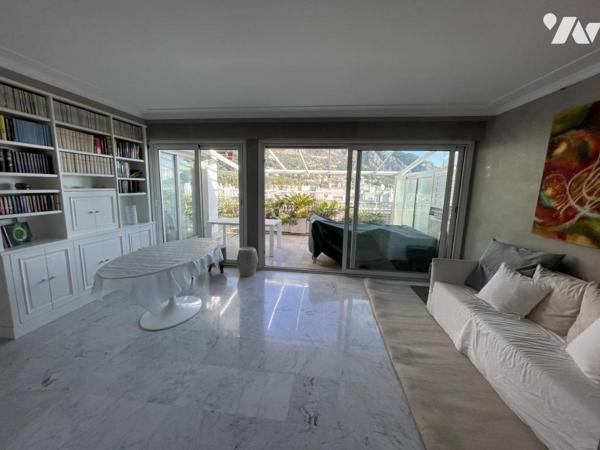 Menton Garavan, 3 pièces de 88m², 30 m² d'extérieur, toit terrasse de 45m² privé, garage et cave 