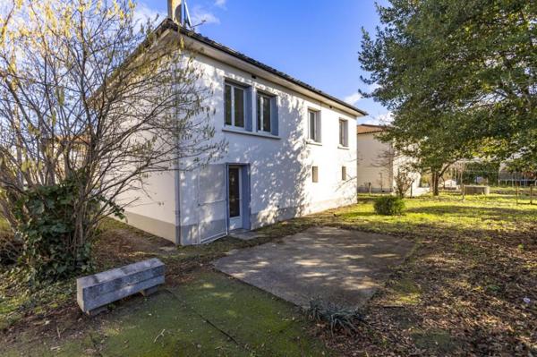 Maison de ville 4ch + bureau, garage et jardin - REF. VM453