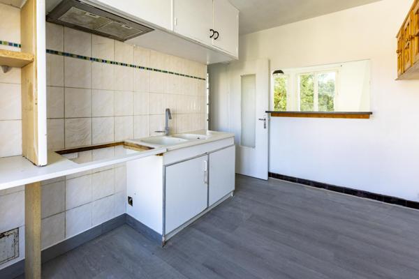 Maison de ville 4ch + bureau, garage et jardin - REF. VM453