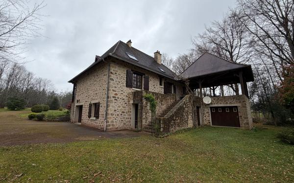 Maison à vendre    7 pièces •  Nexon