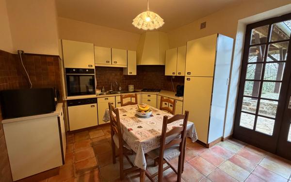 Maison à vendre    7 pièces •  Nexon