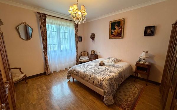 Maison à vendre    7 pièces •  Nexon