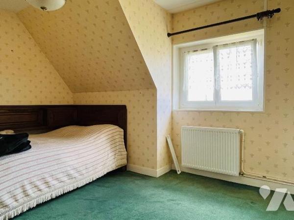 A vendre sur la commune d'Avranches, dans un quartier calme et recherché, à proximité de tous c...