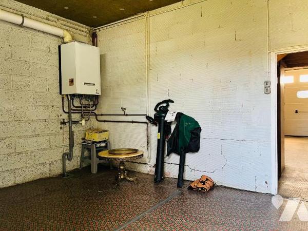 A vendre sur la commune d'Avranches, dans un quartier calme et recherché, à proximité de tous c...