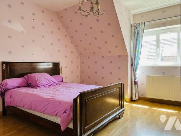 A vendre sur la commune d'Avranches, dans un quartier calme et recherché, à proximité de tous c...