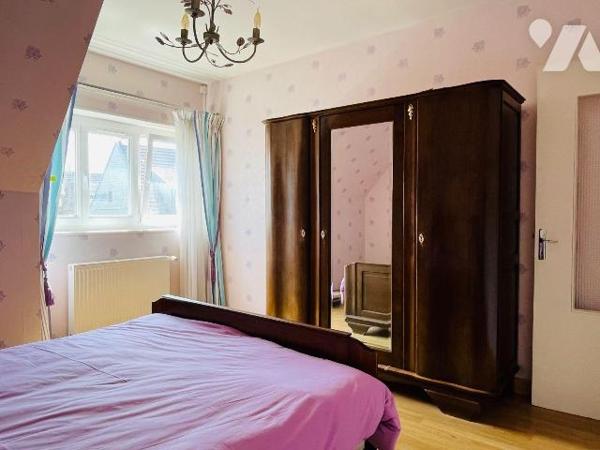 A vendre sur la commune d'Avranches, dans un quartier calme et recherché, à proximité de tous c...