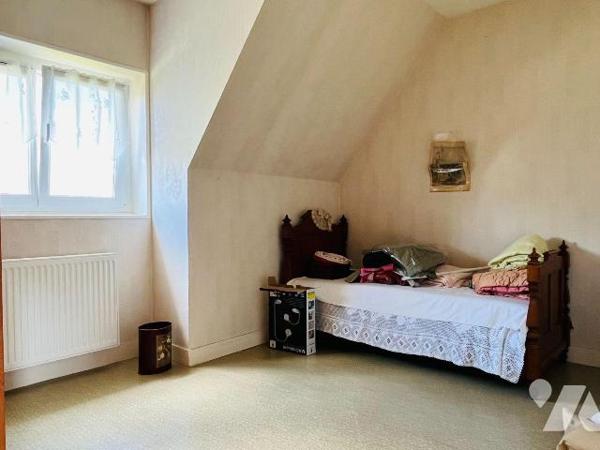 A vendre sur la commune d'Avranches, dans un quartier calme et recherché, à proximité de tous c...