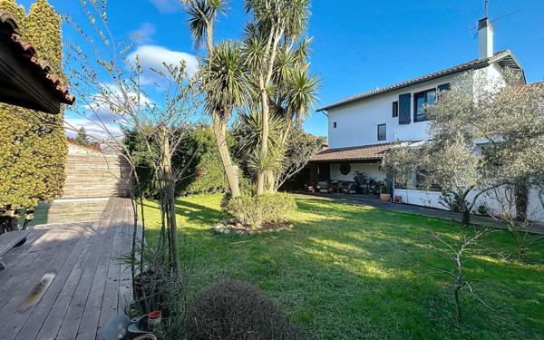 Maison à vendre    6 pièces •  Bayonne