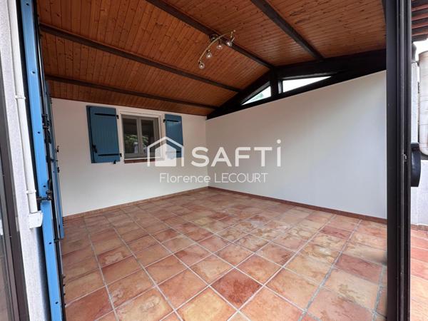 Maison rénovée de plain pied proche commodités