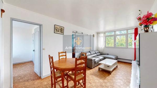 Vente                                                      Appartement
                        
                     4 pièces                      68 m2                     à Verneuil-sur-Seine