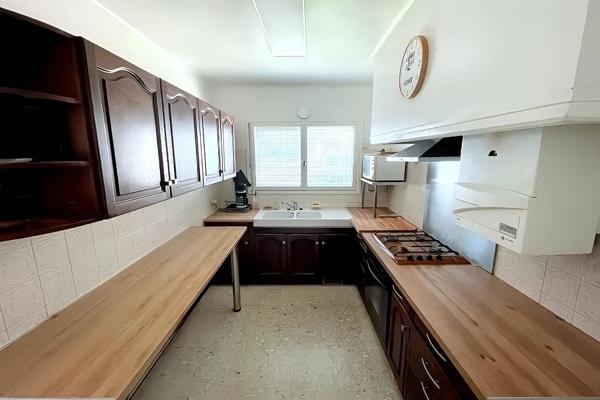 EXLUSIVITE- A VENDRE VILLA PLAIN-PIED DE TYPE F3 AVEC UN POTENTIEL DE 100 M² SUR 222 M² DE TERRAIN