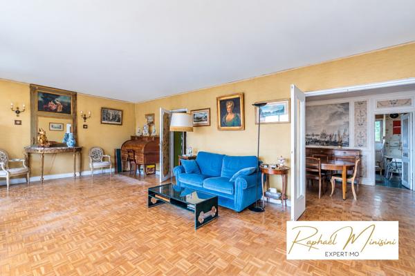 Versailles, appartement de 119 m2 en étage élevé, 4 chambres et balcon