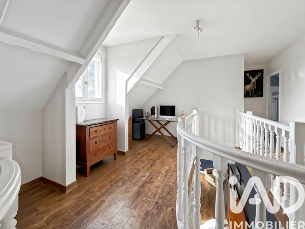 Maison à vendre 8 pièces 279,5 m² Santeny