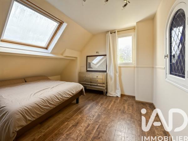 Maison à vendre 8 pièces 279,5 m² Santeny