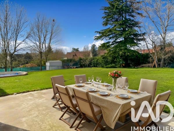 Maison à vendre 8 pièces 279,5 m² Santeny