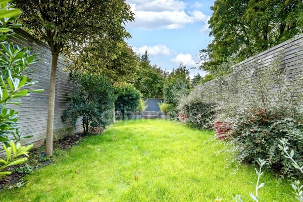 Maison à vendre P6 FONTENAY SOUS BOIS (94) au cœur des Rigollots, 215 m² avec jardin arboré, terrasses et balcons