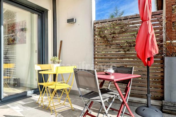 Maison à vendre P6 FONTENAY SOUS BOIS (94) au cœur des Rigollots, 215 m² avec jardin arboré, terrasses et balcons