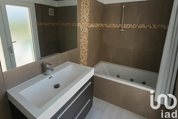 Maison à vendre 8 pièces 171 m² Lésigny
