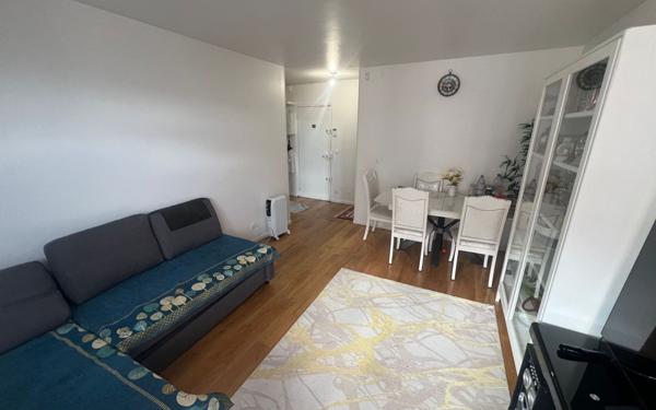 Appartement à vendre    4 pièces • 72,01 m2 Le Bourget