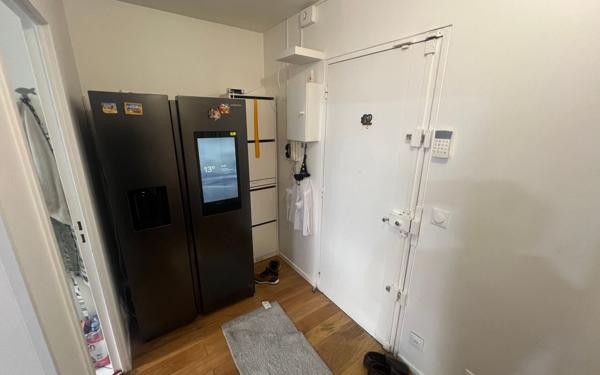 Appartement à vendre    4 pièces • 72,01 m2 Le Bourget