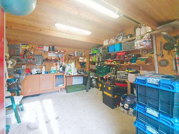 Exclusif : Maison de caractère avec piscine à Villette D Anthon proche toutes commodités