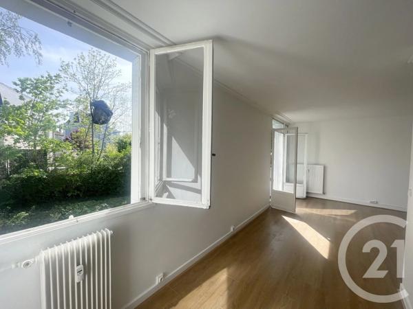 Appartement F4 à vendre  4 pièces - 63 m 2   LE RAINCY  - 93