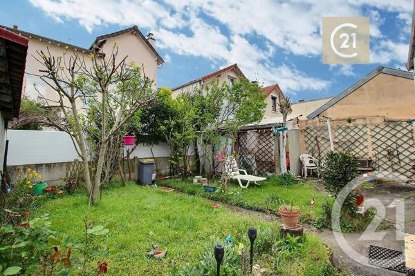 Appartement F4 à vendre  4 pièces - 63 m 2   LE RAINCY  - 93