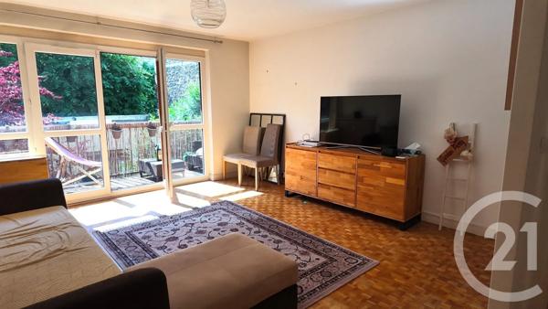 Appartement F4 à vendre  4 pièces - 63 m 2   LE RAINCY  - 93