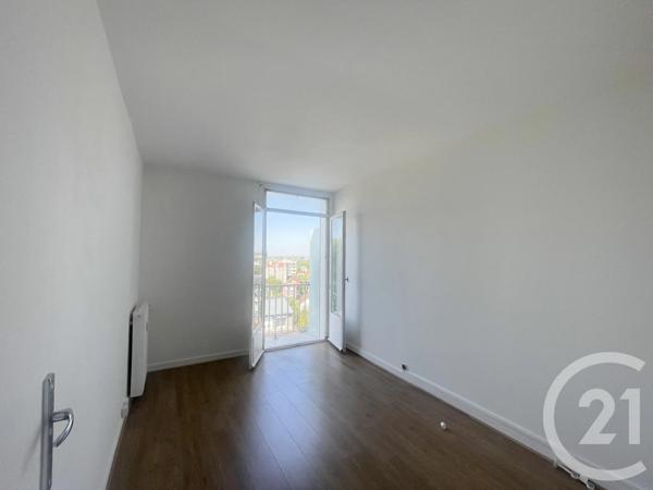 Appartement F4 à vendre  4 pièces - 63 m 2   LE RAINCY  - 93